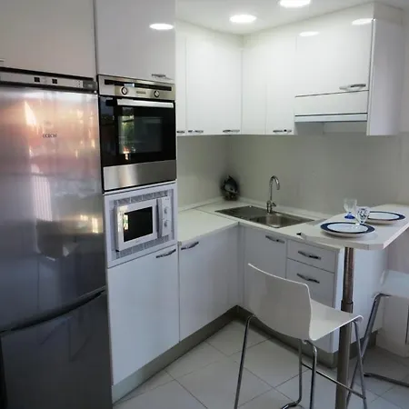 2 Pieces Au Centre De Hendaye-plage *